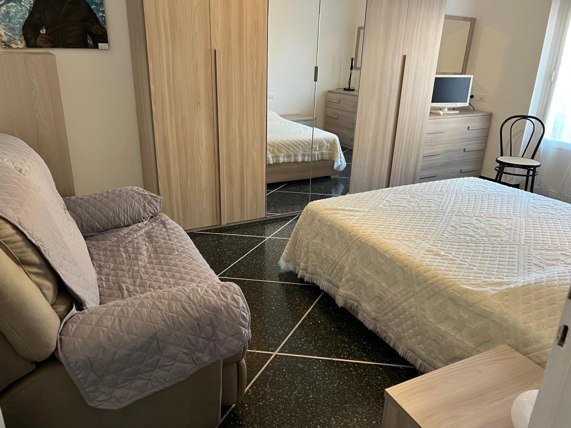 Artista - 10 Min Stazione Apartment *